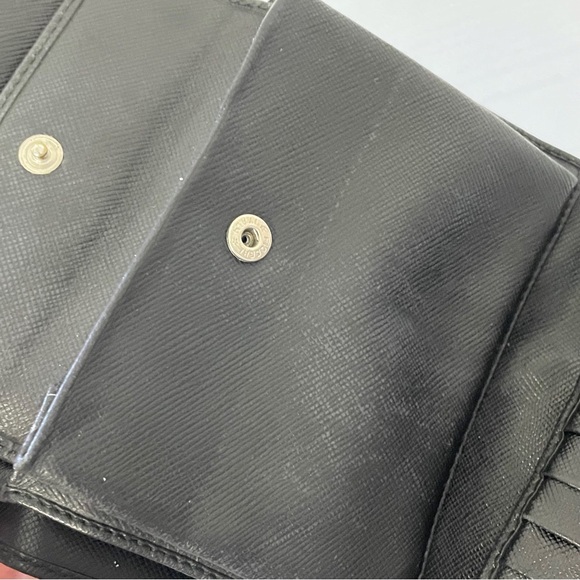 Prada black saffiano leather triangle logo trifold medium snap wallet - Picture 6 of 11